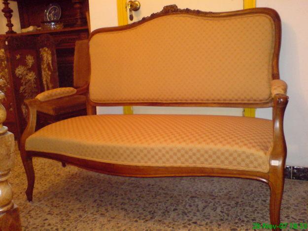 sofa de nogal, 2 plazas, año 1900