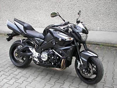 Suzuki B King K8