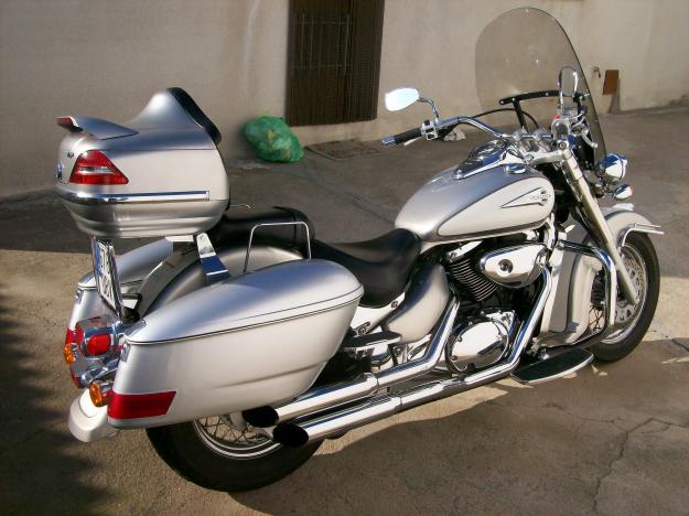 VENDO/CAMBIO CUSTOM ESPECTACULAR SUZUKI VL800 VOLUSIA CON MAS DE 3000 EUR. EN EXTRAS...