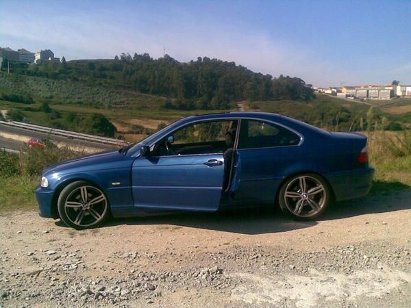 se vende bmw 323 ci  del año 2001