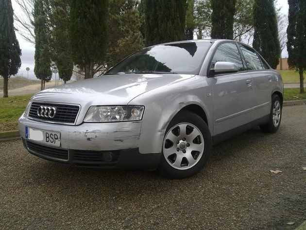 AUDI A4  2.0