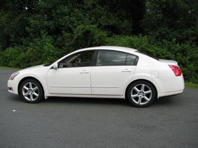 Nissan Maxima