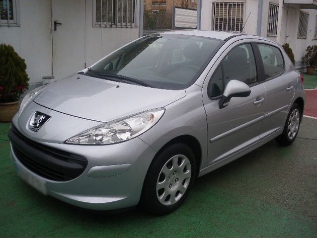 PEUGEOT 207 1.4HDI X-Line