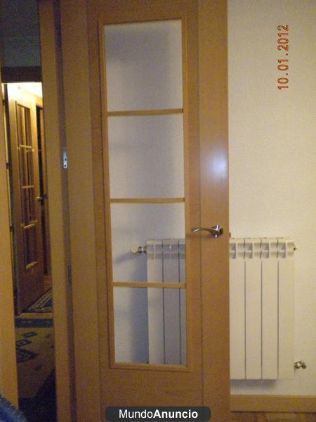 VENDO PUERTAS MACIZAS DE INTERIOR.