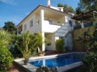 Chalet con 4 dormitorios se vende en Mezquitilla, Costa del Sol - mejor precio | unprecio.es
