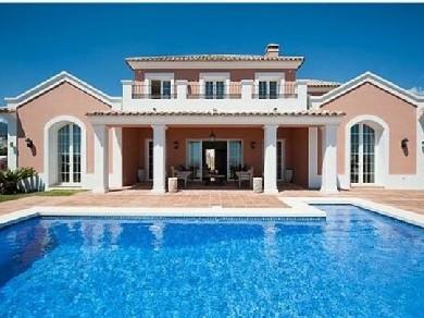 Chalet con 3 dormitorios se vende en Benahavis, Costa del Sol