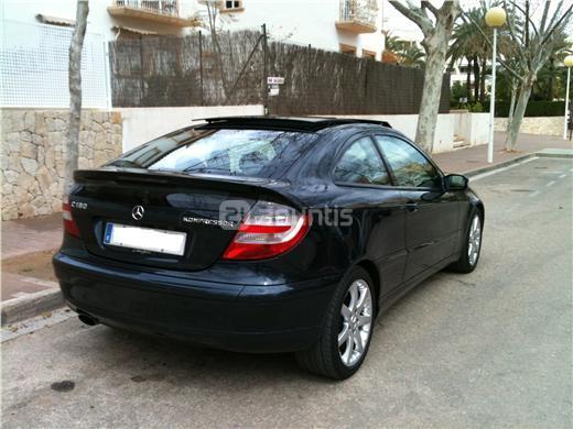 2x1    Se vende Mercedes Sportcupé  Negro metalizado, 38000km y 45000 con todos los extras