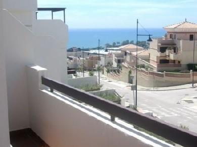 Chalet con 3 dormitorios se vende en Almayate