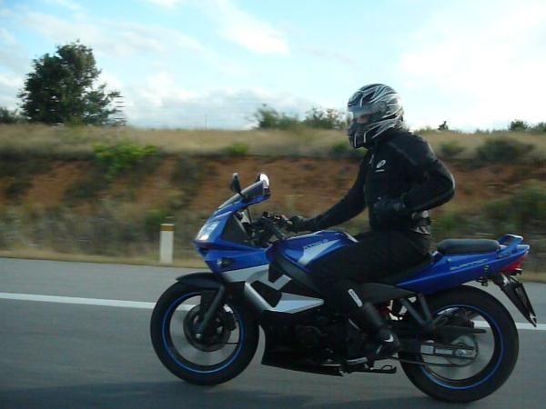 moto 125 kymco quannon deportiva