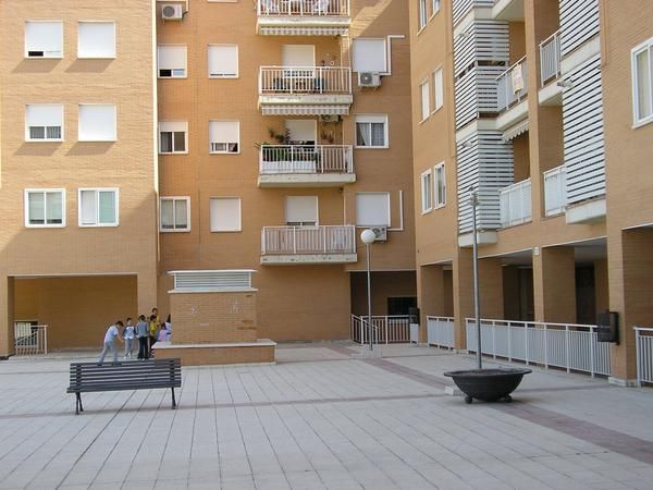 se vende piso seminuevo con garage y trastero,108m-175000EUROS