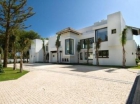Chalet con 5 dormitorios se vende en Marbella, Costa del Sol - mejor precio | unprecio.es