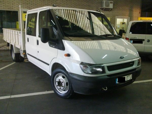 FORD TRANSIT 6PLAZAS MAS CARGA 140CV 6 velocidades año 06