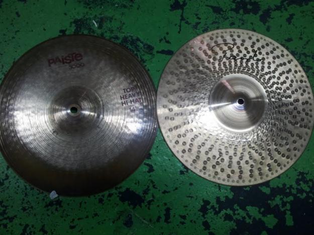 Vendo hit hat paiste 3000 de 14 pulgadas  por 150 euros!!!!