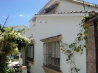 Chalet con 3 dormitorios se vende en Marbella, Costa del Sol - mejor precio | unprecio.es