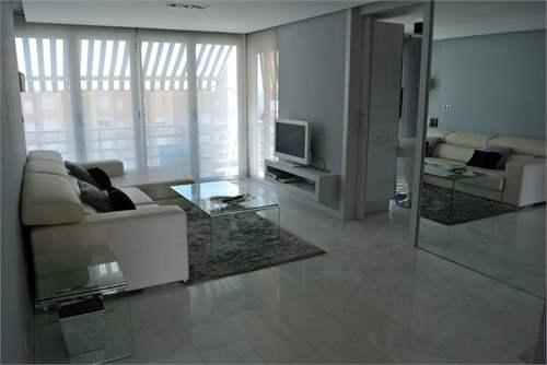 Apartment for Sale in Alicante, Comunidad Valenciana, Ref# 2999428