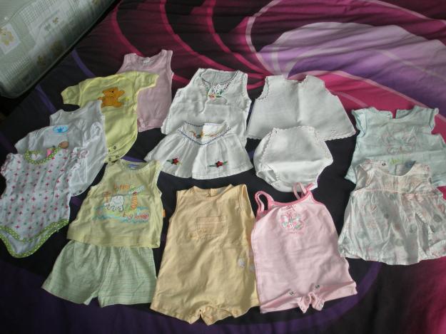 Vendo lote de ropa bebe niña de 0-3 meses y 3-6 meses