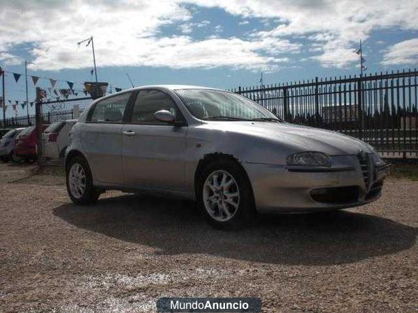 Alfa Romeo Romeo 147  1.6 TS MOD 2002 LLANTAS