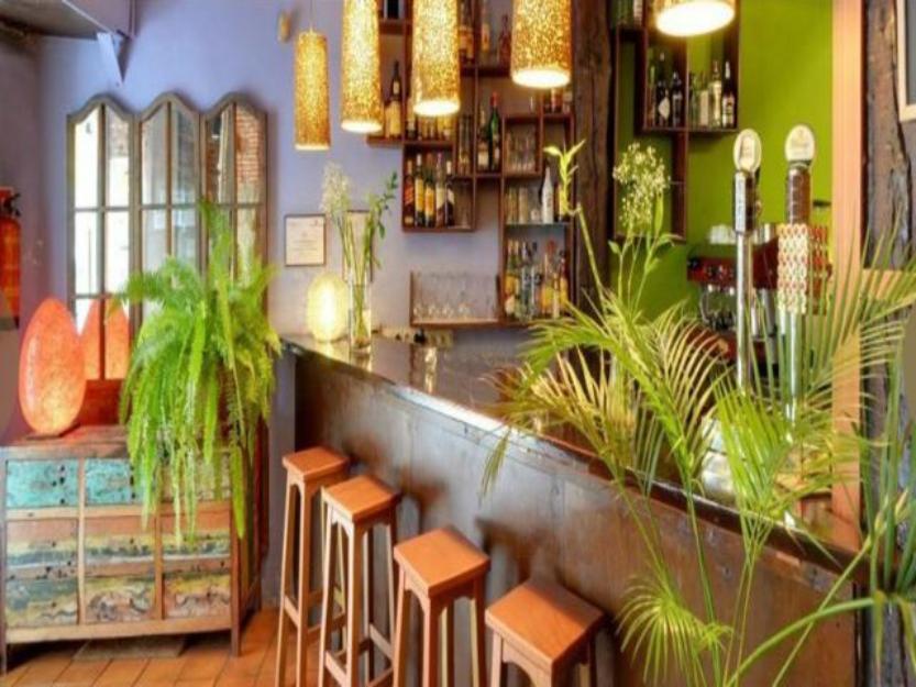 En traspaso Bar Restaurante 120m² en dos plantas en zona Tribunal