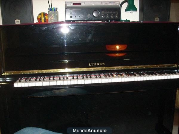 VENDO PIANO VERTICAL LINDEN (KAWAI K115), EN MADRID