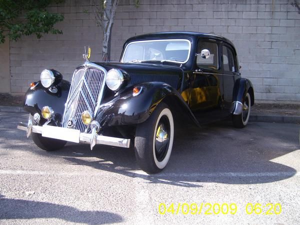 Alquilo Citroen 11 Ligero de 1953 para bodas y eventos