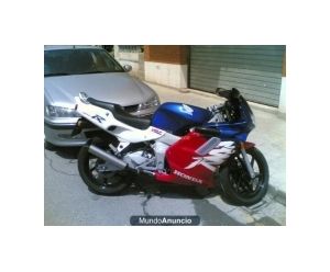 HONDA CBR 600