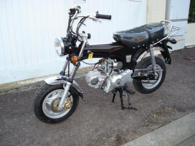 Honda DAX