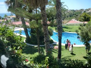 Apartamento : 4/5 personas - piscina - vistas a mar - la cala de mijas  malaga (provincia de)  andalucia  espana