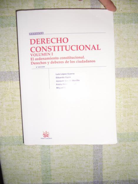 Manual Derecho Constitucional - Tirantlo Blanch - Volumen uno - 8a edición - Luís López