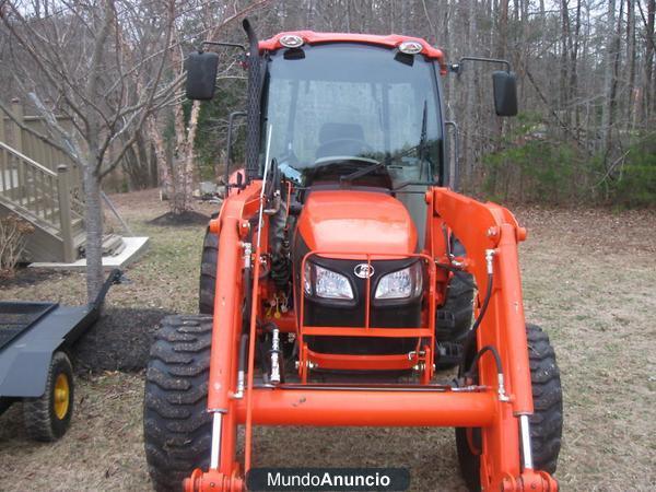 2007 KUBOTA M7040