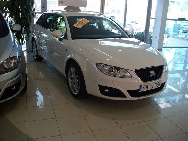 SEAT EXEO  ST 2.0TDI CR STYLE 143