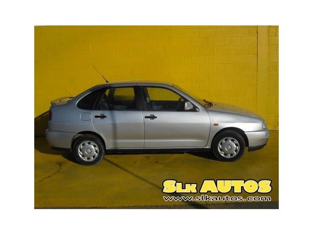 SEAT CORDOBA 1.4 STELLA