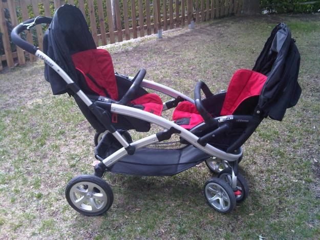 Vendo carrito gemelar Casualplay + 2 capazos portabebés.