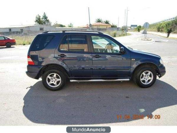 Mercedes-Benz ML 270 CDI-TECHO-PIEL -ESTRIBERA