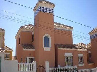 Chalet con 3 dormitorios se vende en San Miguel de Salinas, Vega Baja Torrevieja