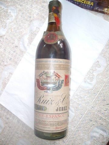 Vendo botella de Ponche Español anterior a 1934