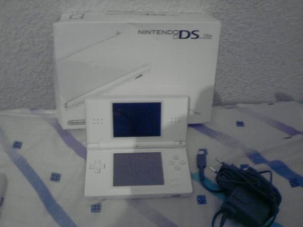 vendo nintendo ds ligt