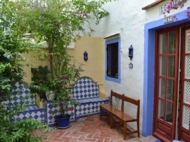 Chalet con 2 dormitorios se vende en Marbella, Costa del Sol