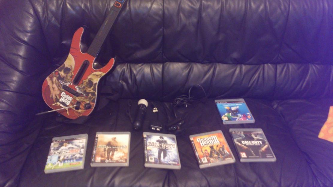 Mega pack de Guitar Hero, Playstation Move y videojuegos