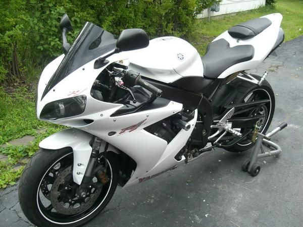 2006 Yamaha R1