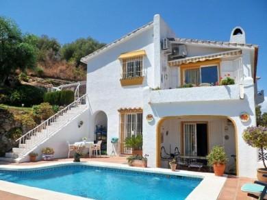 Chalet con 3 dormitorios se vende en Mijas Costa, Costa del Sol