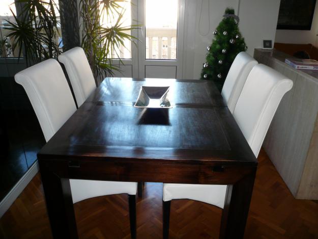 mesa de comedor moderna con 4 sillas