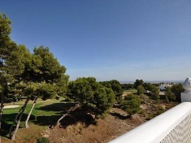 Chalet con 3 dormitorios se vende en Villamartin, Costa Blanca