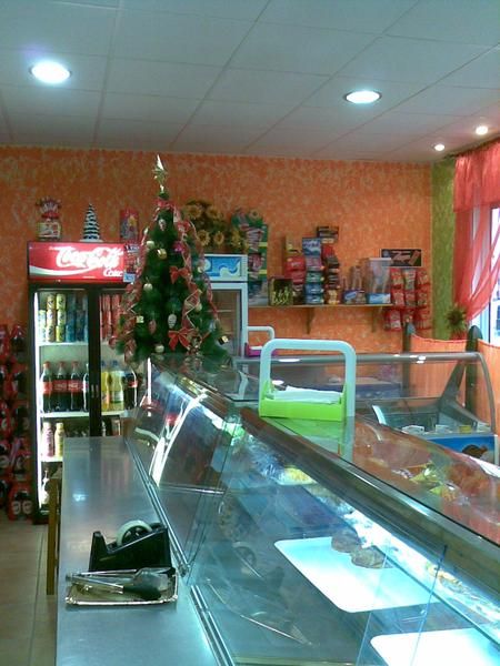 Traspaso de tienda,panaderia,confiteria y heladeria