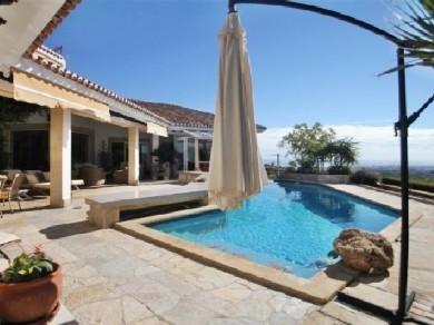 Chalet con 5 dormitorios se vende en Mijas Pueblo, Costa del Sol