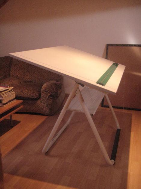 VENDO MESA DE DIBUJO