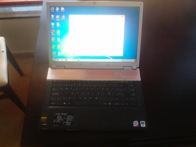 Sony Vaio - dual core procesor- 4GB/RAM