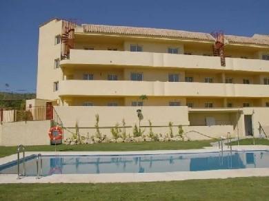 Apartamento con 2 dormitorios se vende en Manilva, Costa del Sol