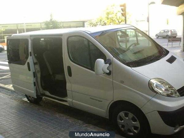 Renault Trafic Traf. 2.5dCi Com.9 29 CN 150