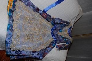 vendo traje valenciana talla 6 a 8 años