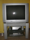 Se vende TV+TDT+DVD+mesa - mejor precio | unprecio.es